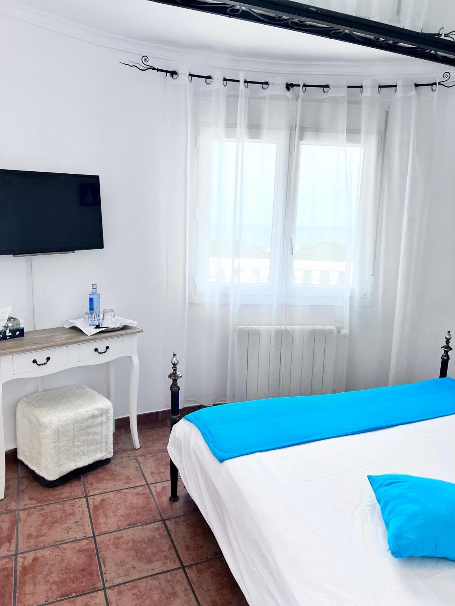 Отель Atalaya Boutique Дения Экстерьер фото